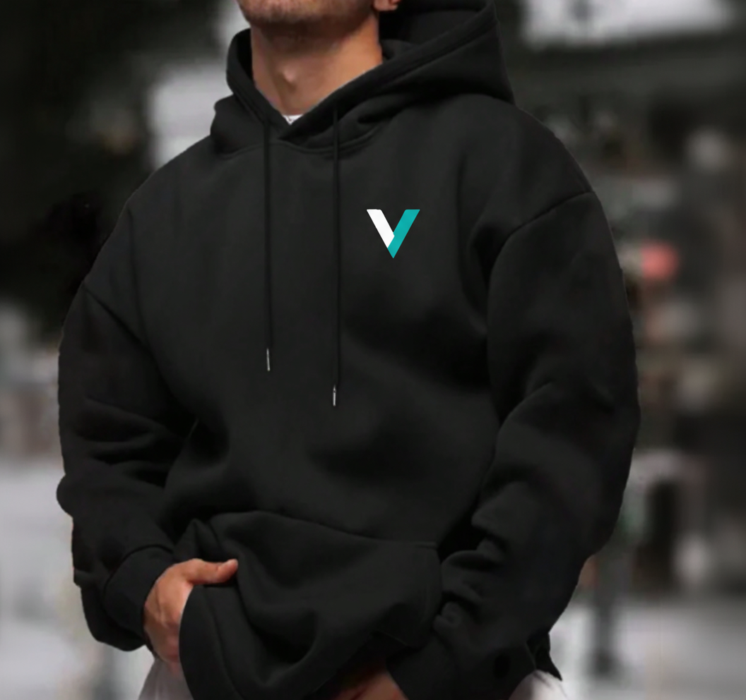 Hoodie Preto VYRONA – Estilo e Conforto